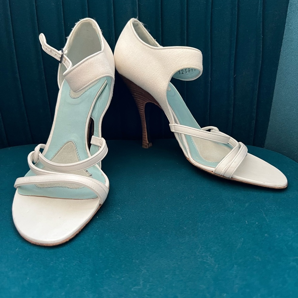 VGUC Bottega Veneta Strappy White Canvas Heeled Sandals Size US 8.5/IT 38